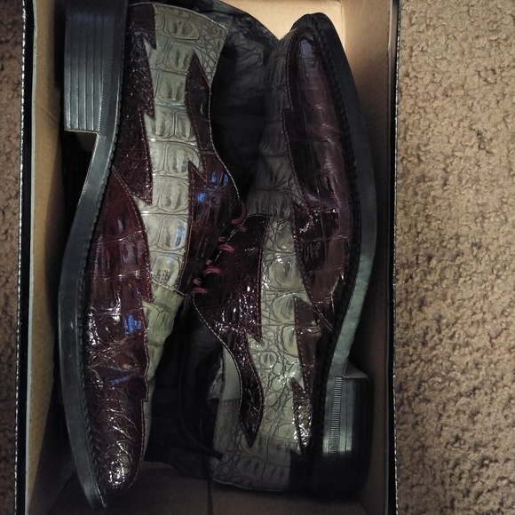 Shoes - Picture 1 of 1